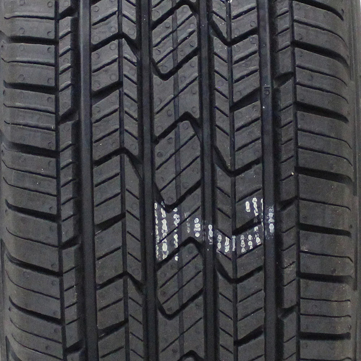 All Season 205/65R15 94T Passenger Tire M64306