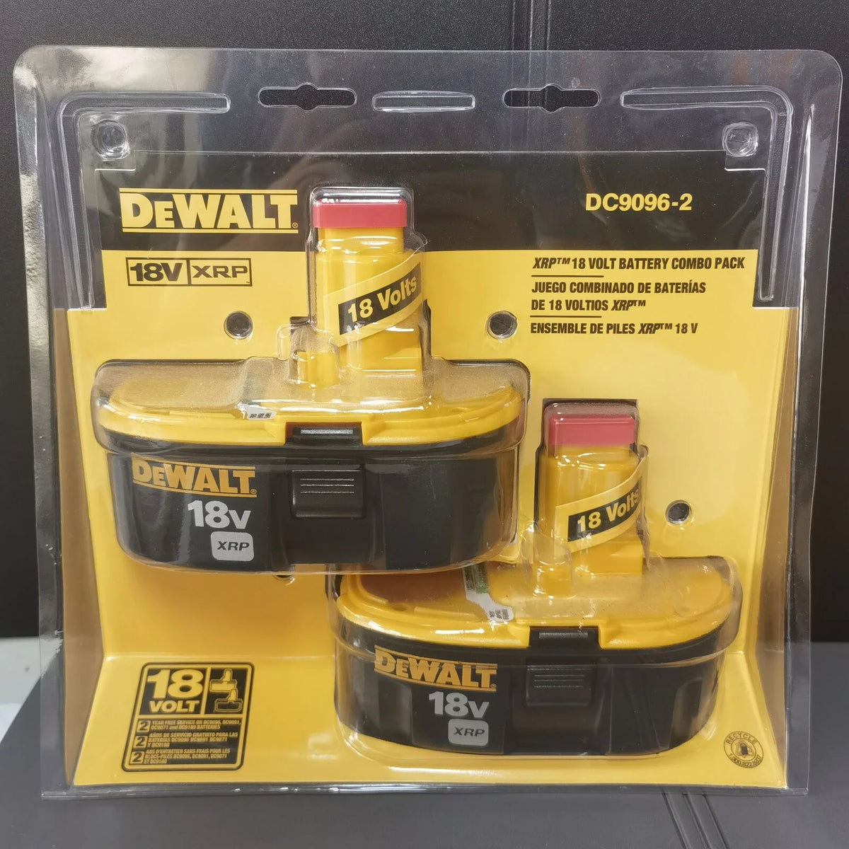 2 Pack 2.4Ah 18-Volt NiCd Battery Combo Pack W780