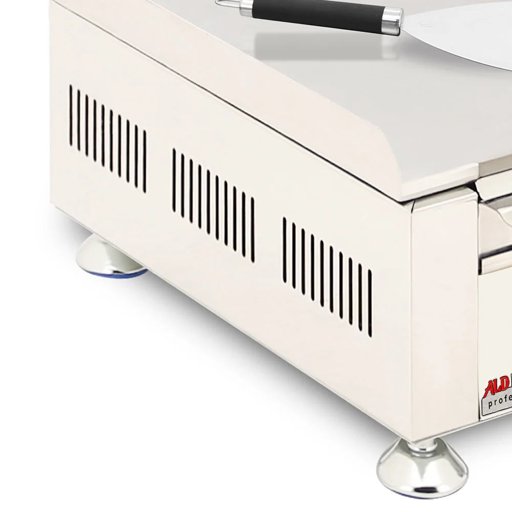 Compact Teppanyaki Grill with Scapula M706