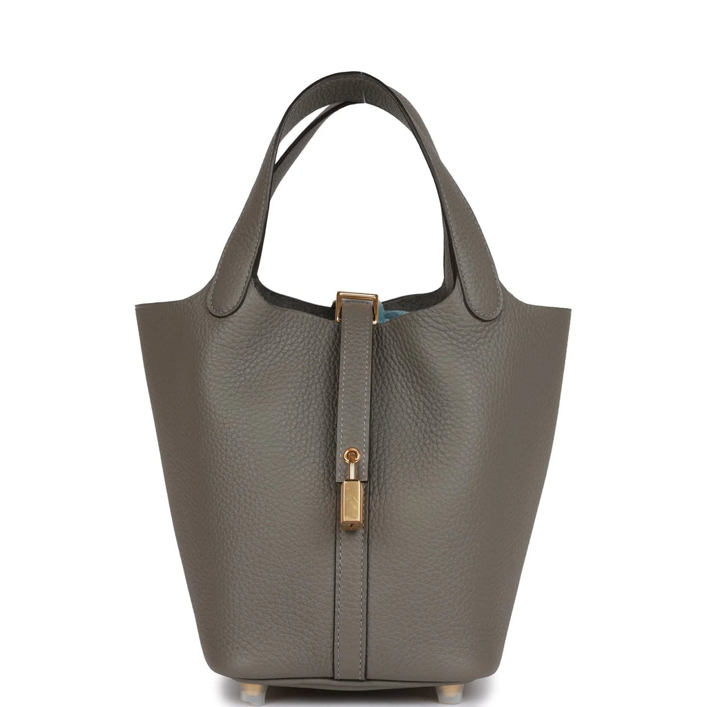 18 Clemence Leather Bucket Bag Q3048