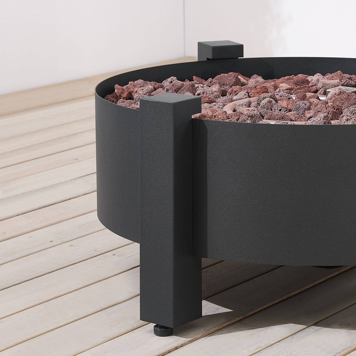 Dark Charcoal Round Fire Pit Y54808