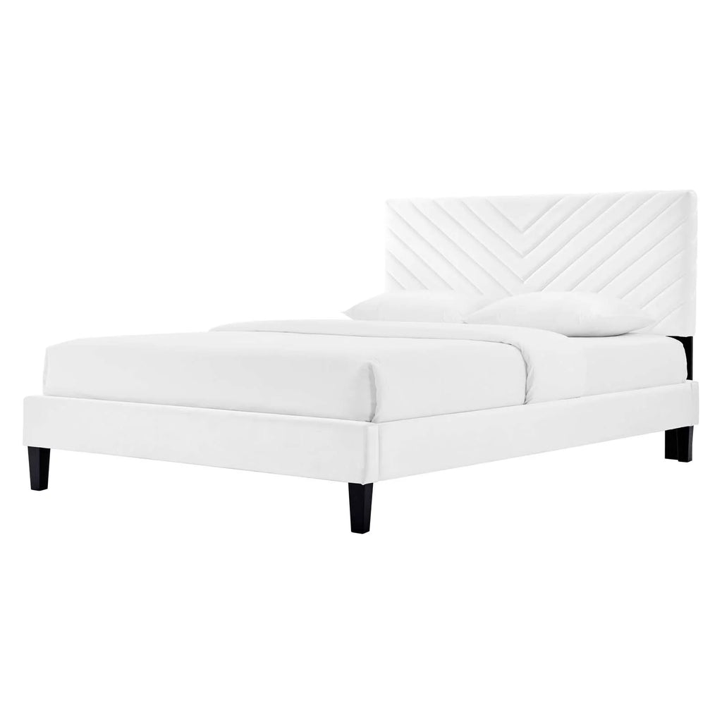 Queen Size White Velvet Platform Bed Frame H47731