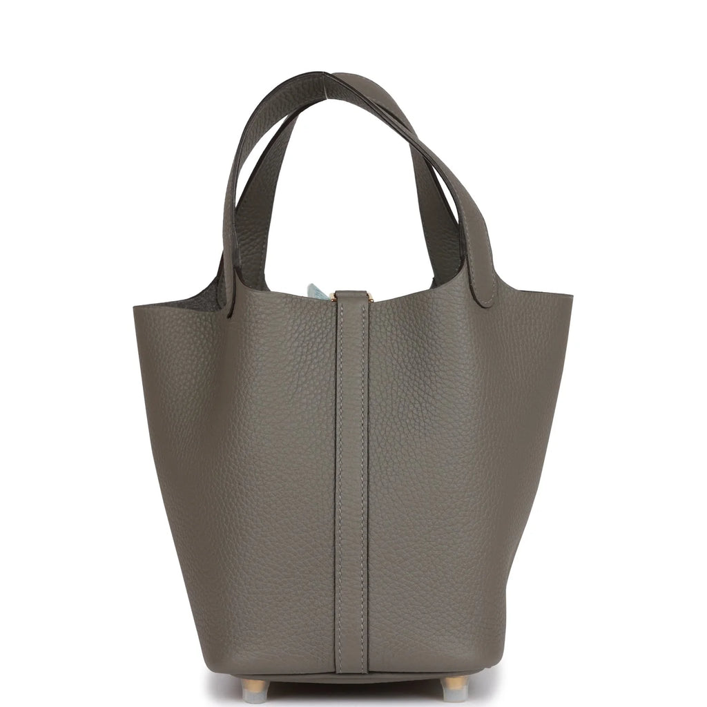 18 Clemence Leather Bucket Bag Q3048