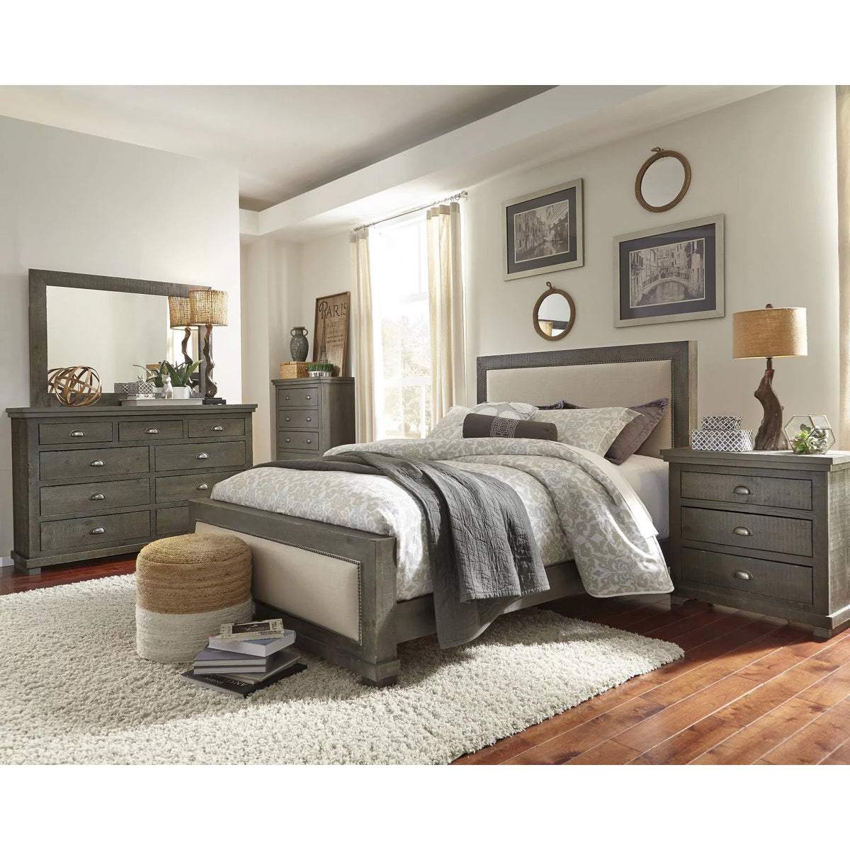 6 Drawer Media Chest in Distressed Pine W96931