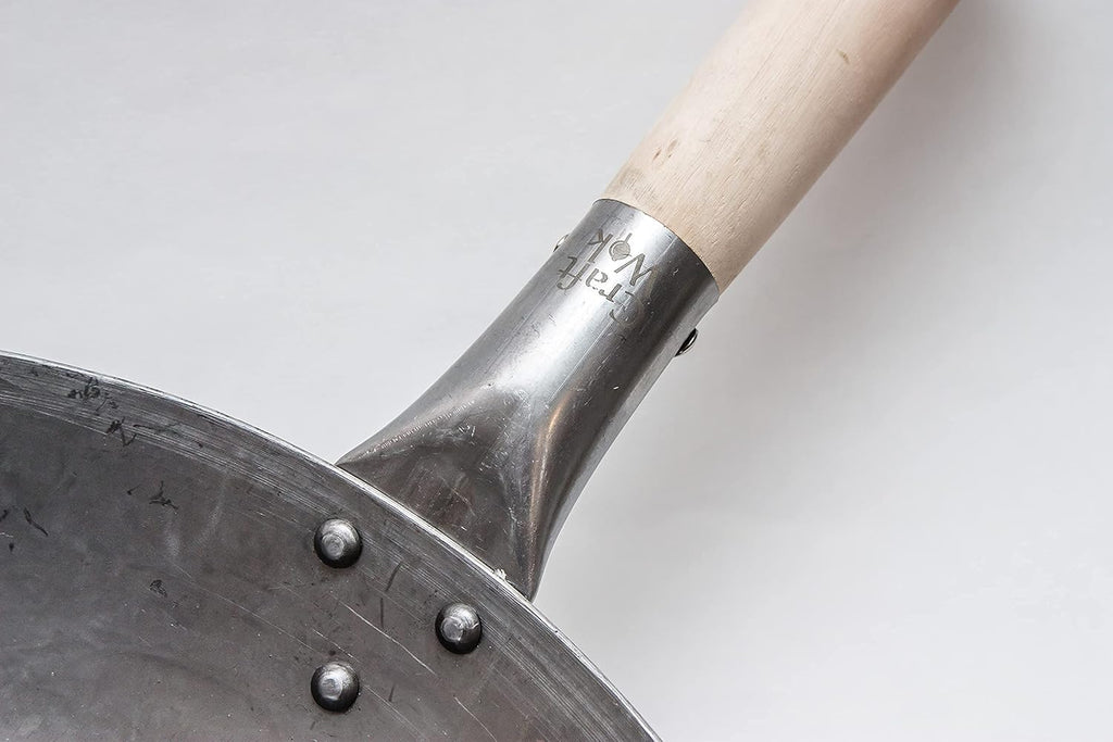 Flat Hand Hammered Carbon Steel Wok with Helper Handle 14 Inch C146