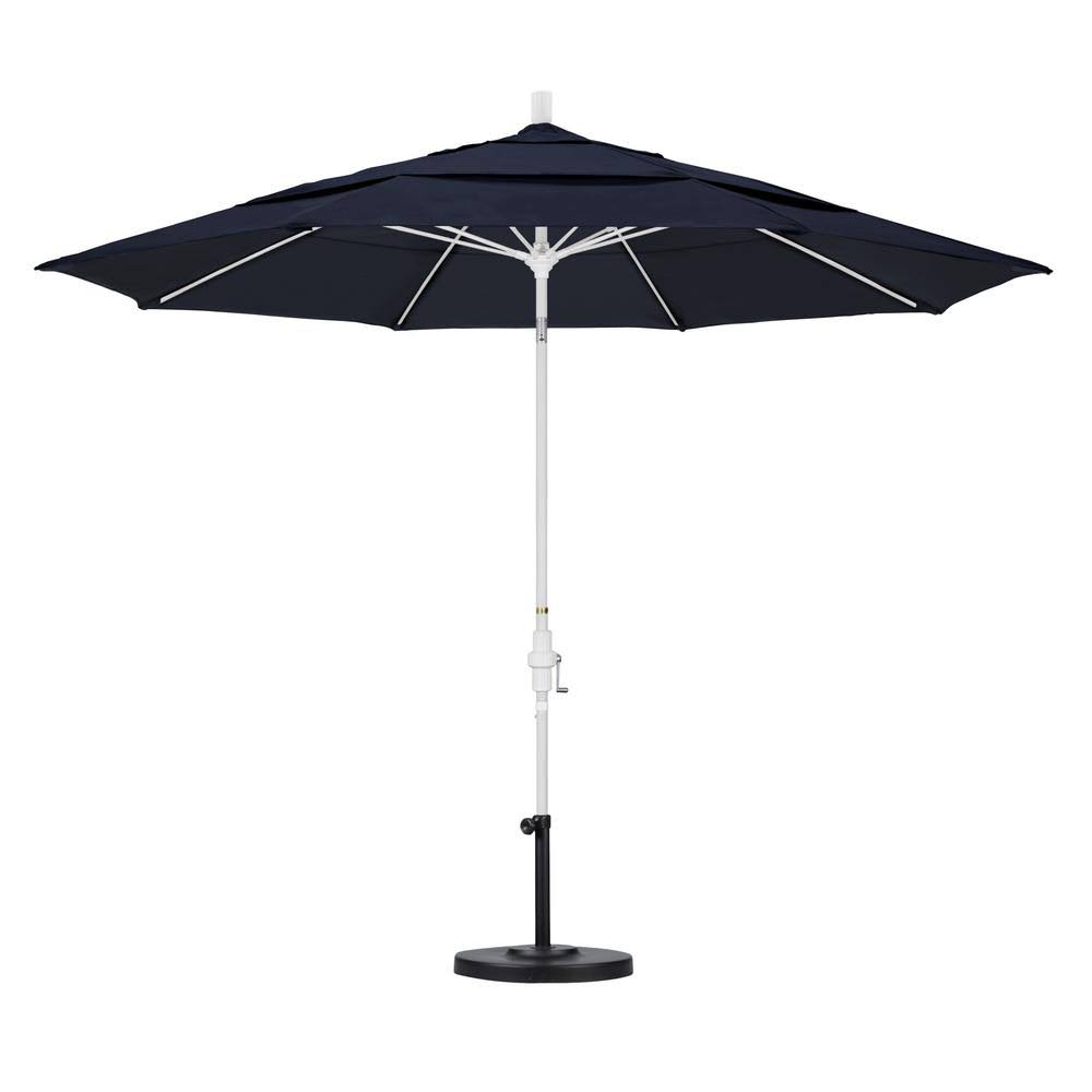 11 ft. Fiberglass Market Umbrella T622109