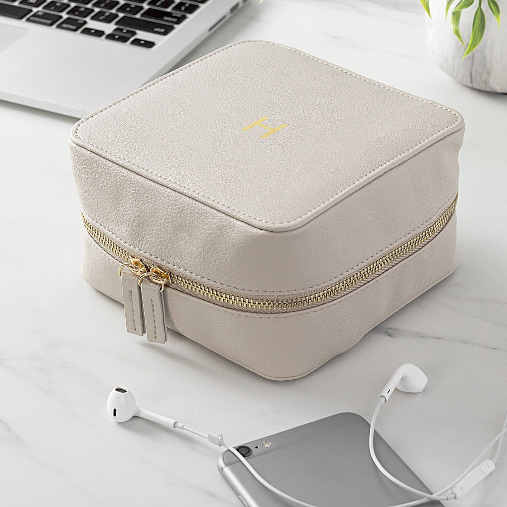 Pebble Travel Tech Case N2660