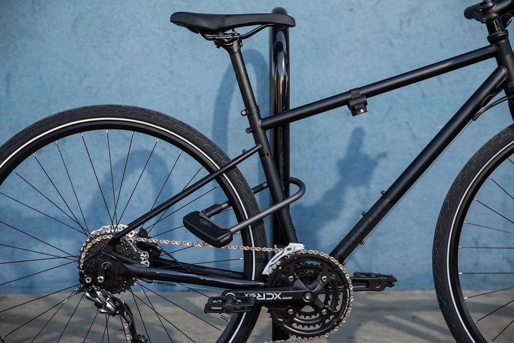 Black 9" U-Lock U970584
