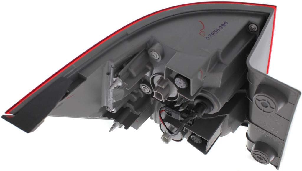 Tail Light Assembly Outer Passenger Side M519