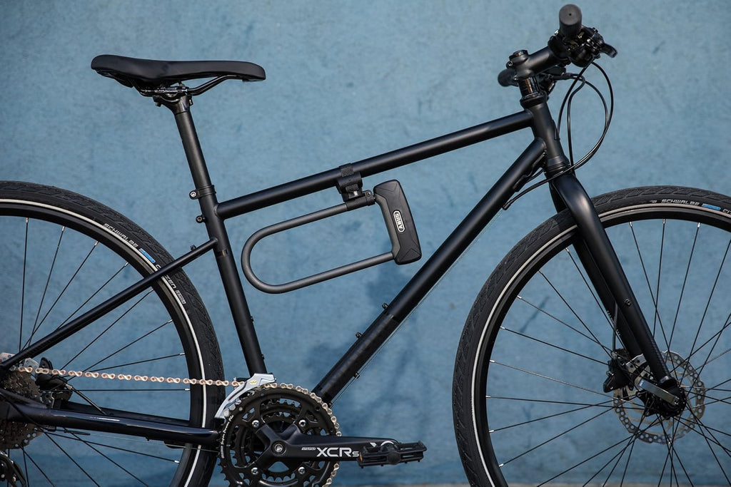 Black 9" U-Lock U970584
